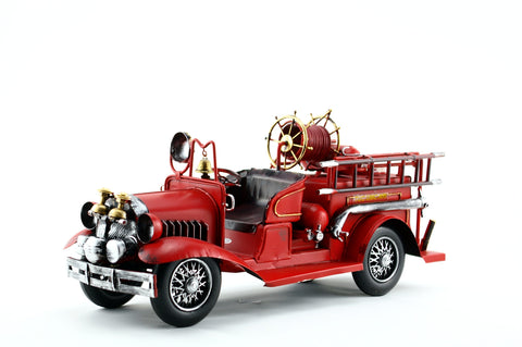 MM1868   ANTIQUE RED FIRE TRUCK MODEL